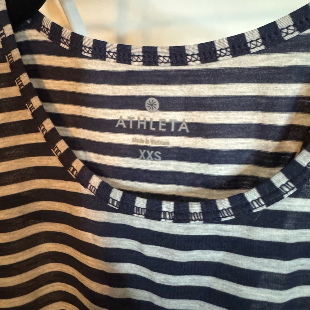 Athleta Essence Tank - Picture 3 of 5
